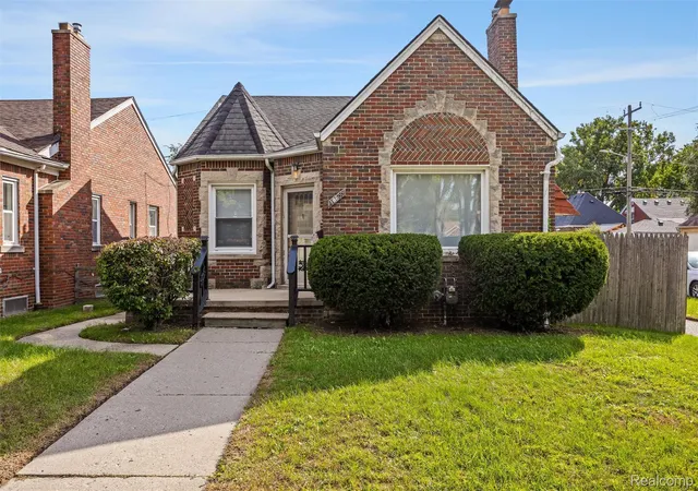 Photo 2 of Single family home for sale at 14600 Eastburn St, Detroit, MI 48205 | MLS# 20261082093 | Listing updated on 2026-10-10