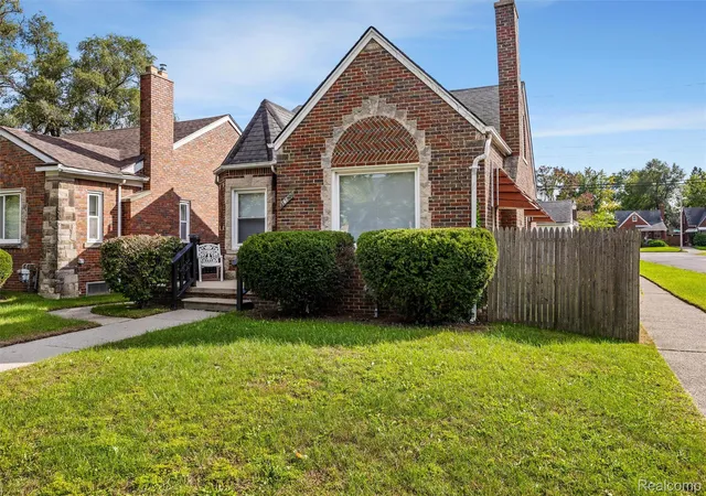 Photo 3 of Single family home for sale at 14600 Eastburn St, Detroit, MI 48205 | MLS# 20261082093 | Listing updated on 2026-10-10