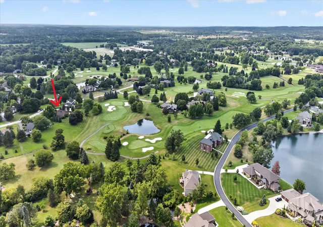 Photo 2 of Single family home for sale at 5461 Countryside Dr, Saline, MI 48176 | MLS# 20261082100 | Listing updated on 2026-10-11