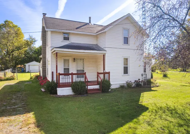 Photo 1 of Single family home for sale at 10605 Hickory St, Morenci, MI 49256 | MLS# 81026054032 | Listing updated on 2026-10-09