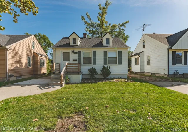 Photo 2 of Single family home for sale at 6761 Ziegler St, Taylor, MI 48180 | MLS# 20261082114 | Listing updated on 2026-10-11