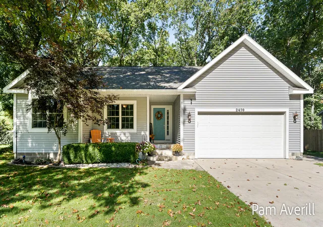 Photo 1 of Single family home for sale at 2470 Hiawatha Trl, Muskegon, MI 49445 | MLS# 71026054041 | Listing updated on 2026-10-09