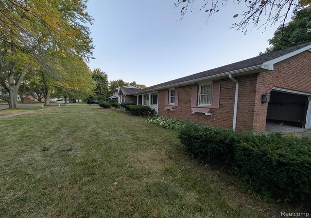 Photo 1 of Single family home for sale at 3670 Bernice Dr, Saginaw, MI 48601 | MLS# 20261082154 | Listing updated on 2026-10-13