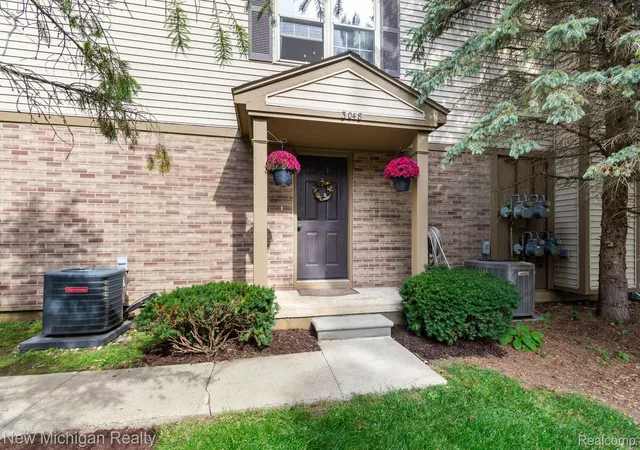 Photo 3 of Condo for sale at 3048 Forest Crk Ct #48, Ann Arbor, MI 48108 | MLS# 20261082155 | Listing updated on 2026-10-12