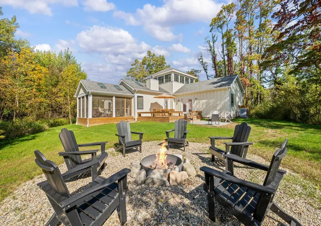 Photo 1 of Single family home for sale at 5634 Hidden Pond Ln, Sawyer, MI 49125 | MLS# 69026054059 | Listing updated on 2026-10-21