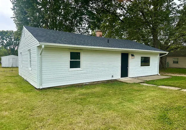Single family home for sale at 2112 Kathryn Dr, Niles, MI 49120 | MLS# 69026054060