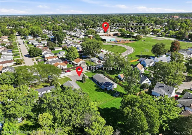 Photo 3 of Multi family home for sale at 16550 Petrie St, Roseville, MI 48066 | MLS# 20261082167 | Listing updated on 2026-10-13
