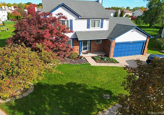 Photo 3 of Single family home for sale at 3341 Milcroft Ct, Canton, MI 48188 | MLS# 20261082172 | Listing updated on 2026-10-13