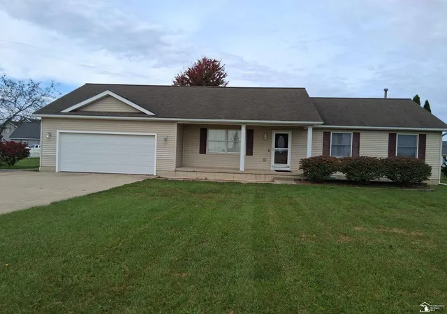 Photo 1 of Single family home for sale at 3434 Nw Sand Crk Hwy, Madison Charter Township Lenawee, MI 48011 | MLS# 57050224499 | Listing updated on 2026-10-30