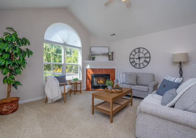 Listing Photo 5 - Condo for sale in building located at 2787 Villa Ln, Benton Harbor, MI 49022