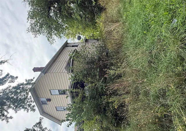 Photo 3 of Single family home for sale at 4427 Bewick St, Detroit, MI 48214 | MLS# 20261082207 | Listing updated on 2026-10-10