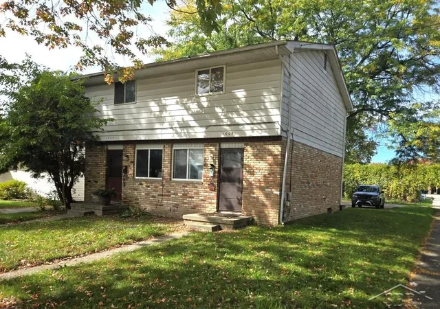 Multi family home for sale at 1603/1605 Braley St, Saginaw, MI 48602 | MLS# 61050224512