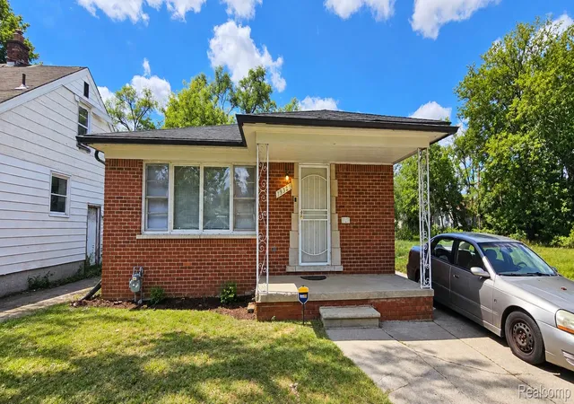 Photo 1 of Single family home for sale at 19325 Albany St, Detroit, MI 48234 | MLS# 20261082242 | Listing updated on 2026-10-12
