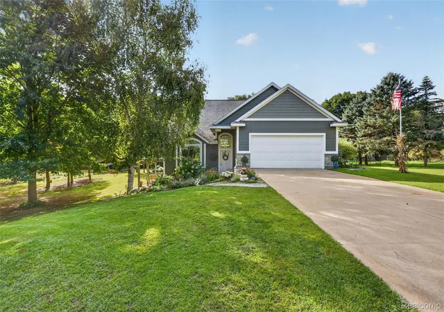 Photo 1 of Single family home for sale at 11555 Windsor Dr Ne, Sparta, MI 49345 | MLS# 20261082247 | Listing updated on 2026-10-11