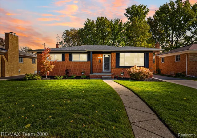 Photo 1 of Single family home for sale at 14370 Alexander St, Livonia, MI 48154 | MLS# 20261082250 | Listing updated on 2026-10-11