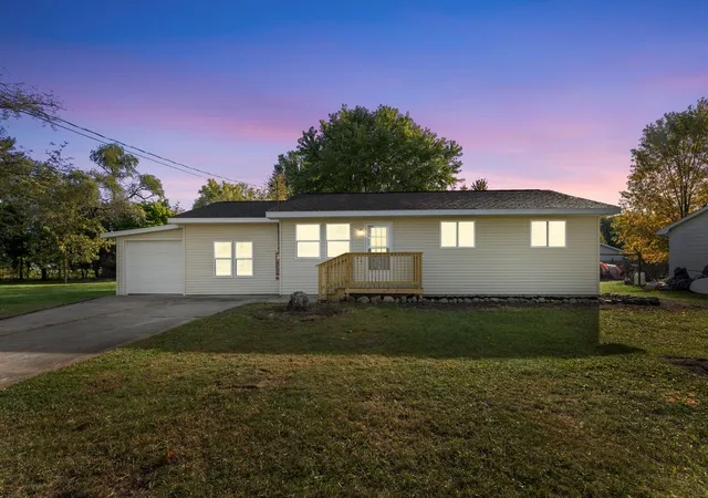 Photo 1 of Single family home for sale at 214 N Herring St, Ashley, MI 48806 | MLS# 65026054135 | Listing updated on 2026-10-28