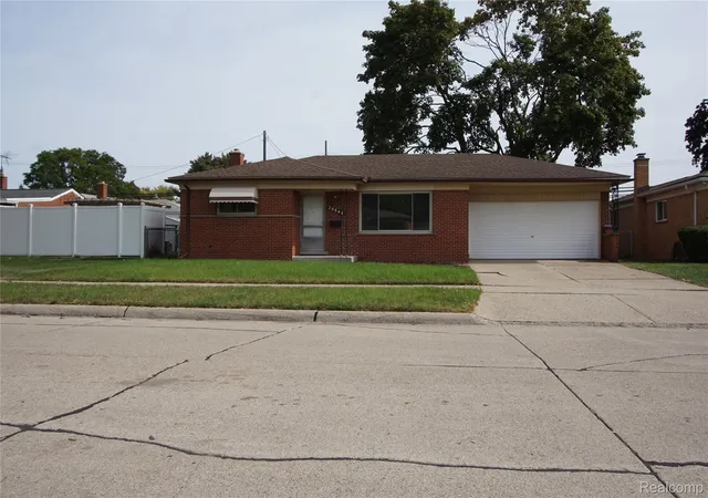 Photo 2 of Single family home for sale at 28644 Grobbel Ave, Warren, MI 48092 | MLS# 20261082253 | Listing updated on 2026-10-19