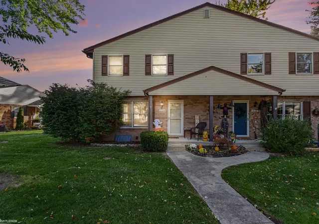 Condo for sale at 3724 Ramblewood Dr, Port Huron, MI 48060 | MLS# 58050224529