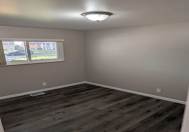 Photo 3 of Single family home for sale at 28610 Milton Ave, Warren, MI 48092 | MLS# 58050224531 | Listing updated on 2026-10-10