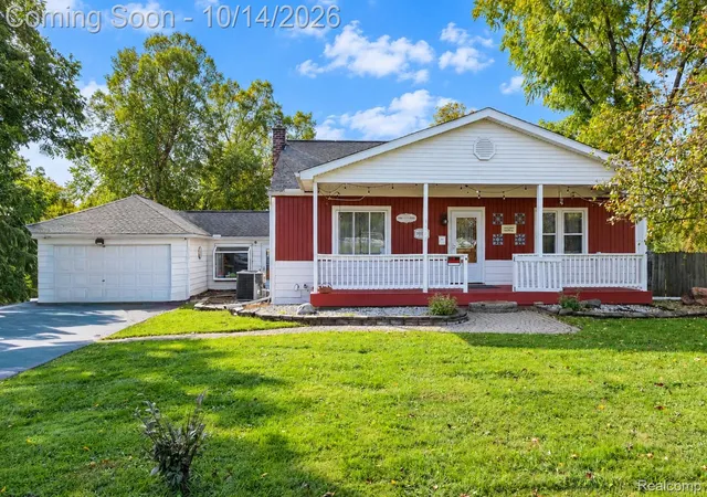 Photo 3 of Single family home for sale at 6383 Bristol Rd, Swartz Creek, MI 48473 | MLS# 20261082271 | Listing updated on 2026-10-27