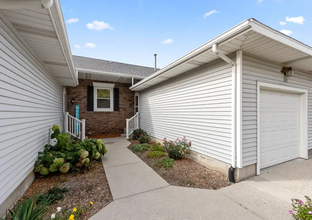 Photo 1 of Condo for sale at 209 Pippin Dr Nw, Sparta, MI 49345 | MLS# 65026054158 | Listing updated on 2026-10-10