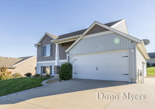 Single family home for sale at 460 Green Ridge Dr SE, Caledonia, MI 49316 | MLS# 65026054159