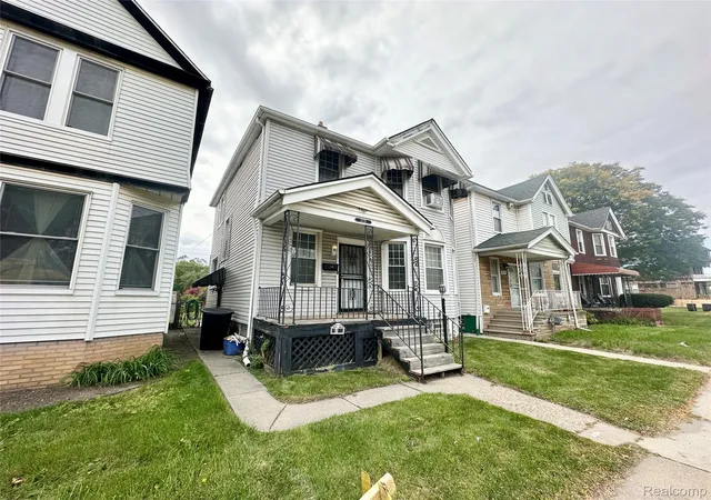 Photo 3 of Single family home for sale at 5235 Mount Elliott St, Detroit, MI 48211 | MLS# 20261082286 | Listing updated on 2026-10-12