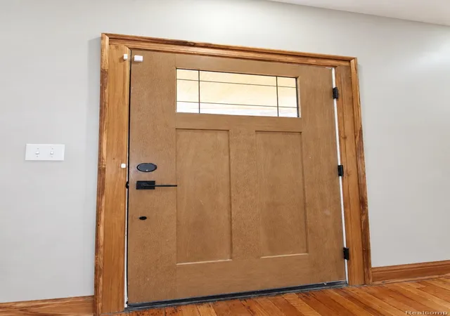 Photo 3 of Single family home for sale at 3208 Lothrop St, Detroit, MI 48206 | MLS# 20261082292 | Listing updated on 2026-10-11