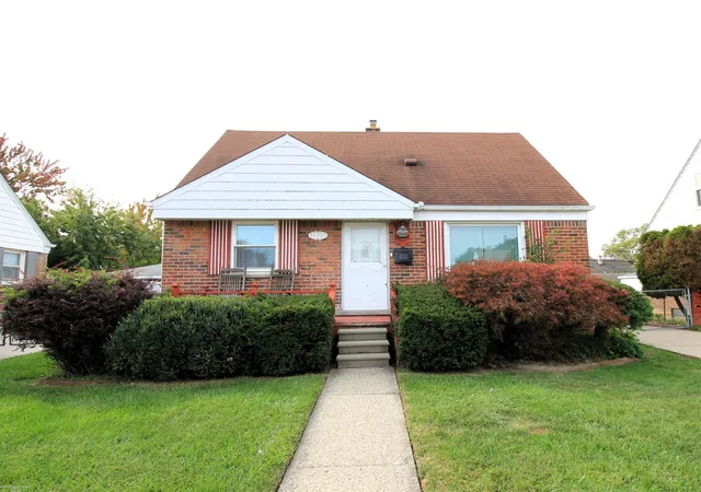 Photo 1 of Single family home for sale at 25725 Arlington St, Roseville, MI 48066 | MLS# 58050224548 | Listing updated on 2026-10-16