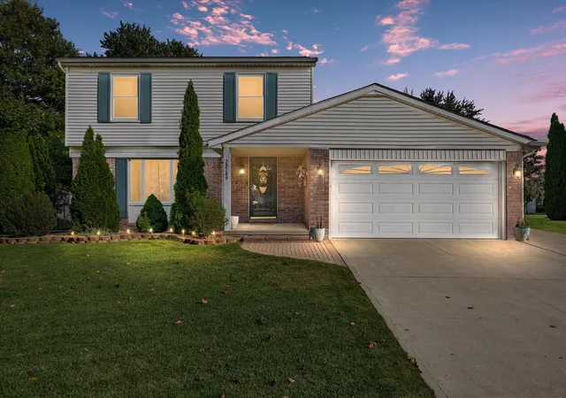 Photo 1 of Sale Pending at 29289 Perth St, Livonia, MI 48154 | MLS# 81026054174 | Listing updated on 2026-10-14