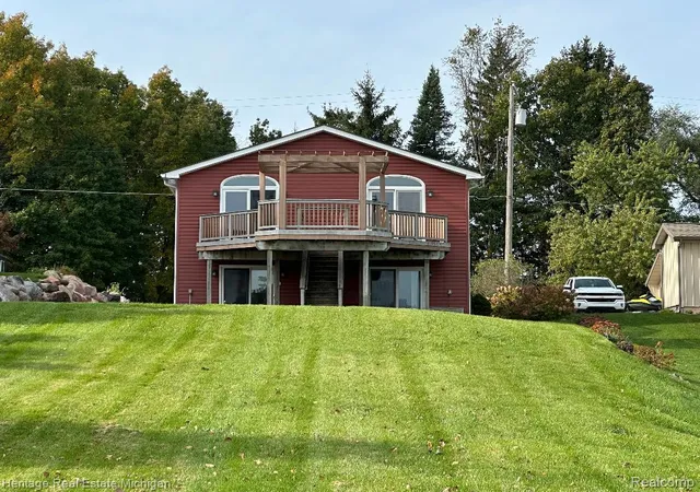 Single family home for sale at 2955 Rubbins Rd, Howell, MI 48843 | MLS# 20261082322