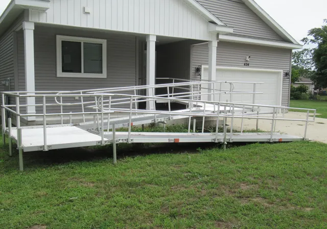 Photo 2 of Single family home for sale at 434 Abbey St, Muskegon, MI 49442 | MLS# 65026054194 | Listing updated on 2026-10-11