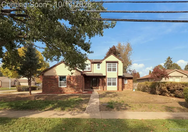 Photo 3 of Single family home for sale at 4785 Martin Rd, Warren, MI 48092 | MLS# 20261082351 | Listing updated on 2026-10-18