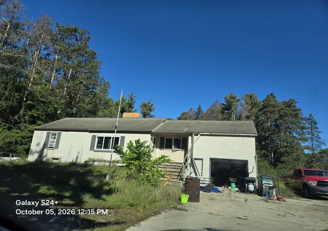 Photo 1 of Single family home for sale at 1026 W River Rd, Muskegon, MI 49445 | MLS# 65026054208 | Listing updated on 2026-10-11