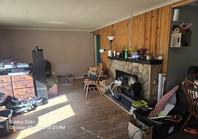 Photo 2 of Single family home for sale at 1026 W River Rd, Muskegon, MI 49445 | MLS# 65026054208 | Listing updated on 2026-10-11