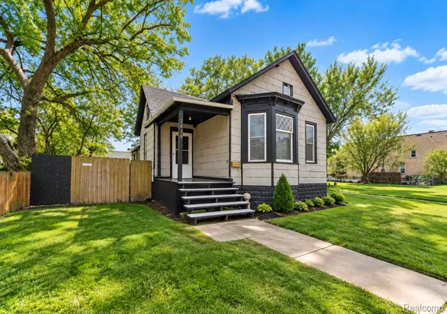 Photo 1 of Single family home for sale at 2619 Wabash St, Detroit, MI 48216 | MLS# 20261082356 | Listing updated on 2026-10-12