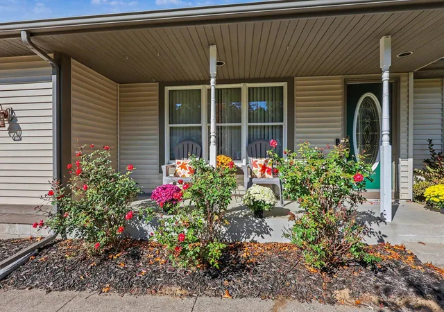 Photo 4 of Single family home for sale at 3872 Forest Edge Rd, Muskegon, MI 49442 | MLS# 71026054209 | Listing updated on 2026-10-12