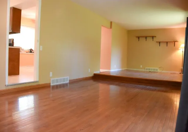 Photo 1 of Single family home for sale at 1433 Joseph St, Saginaw, MI 48638 | MLS# 81026054212 | Listing updated on 2026-10-14