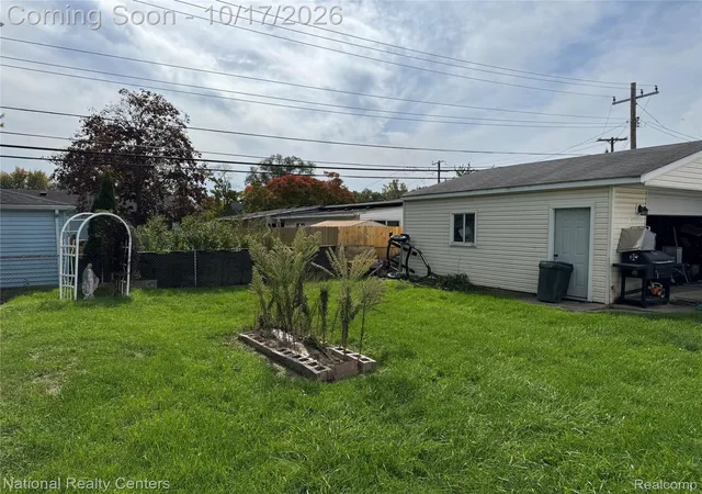 Photo 2 of Single family home for sale at 935 Easley Dr, Westland, MI 48186 | MLS# 20261082373 | Listing updated on 2026-10-17
