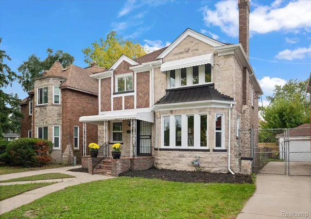 Photo 3 of Single family home for sale at 18411 Santa Barbara Dr, Detroit, MI 48221 | MLS# 20261082377 | Listing updated on 2026-10-18