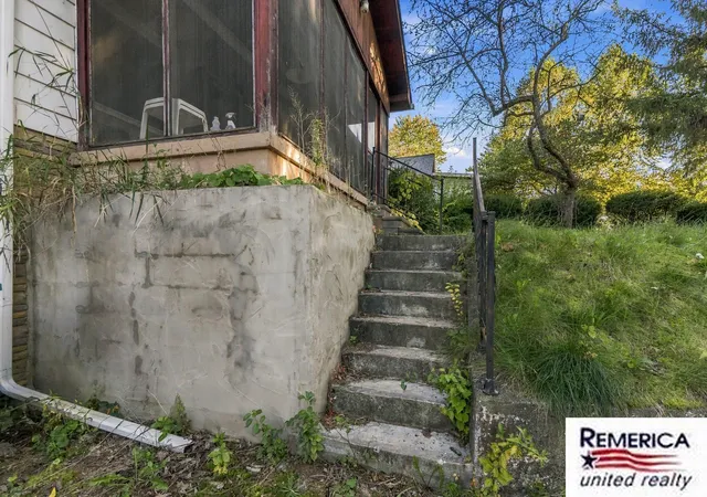 Photo 2 of Single family home for sale at 9846 Portage Lake Ave, Pinckney, MI 48169 | MLS# 81026054222 | Listing updated on 2026-10-11