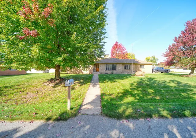 Photo 2 of Single family home for sale at 3392 Roosevelt Rd, Jackson, MI 49203 | MLS# 55026054226 | Listing updated on 2026-10-12