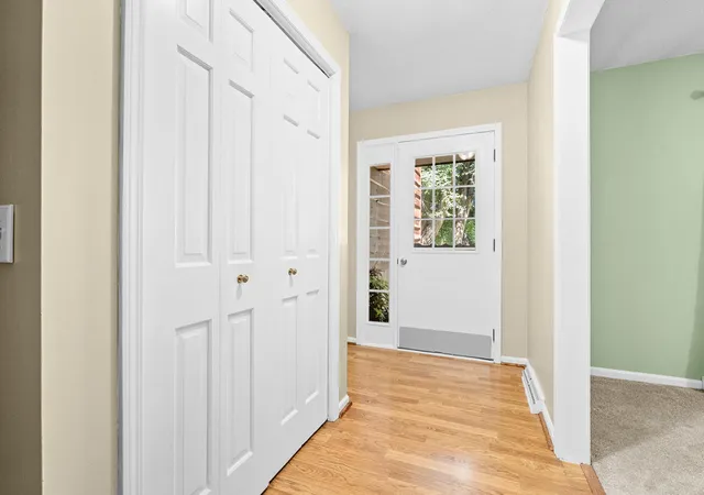 Photo 2 of Single family home for sale at 7423 Ravine Rd, Kalamazoo, MI 49009 | MLS# 66026054228 | Listing updated on 2026-10-12