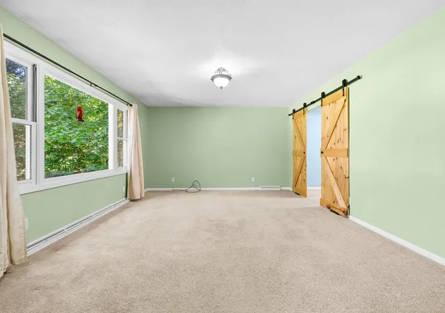 Photo 3 of Single family home for sale at 7423 Ravine Rd, Kalamazoo, MI 49009 | MLS# 66026054228 | Listing updated on 2026-10-12