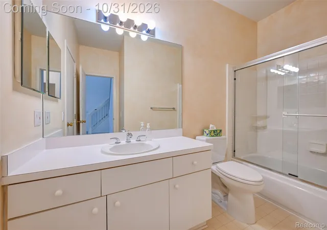 Photo 2 of Condo for sale at 41935 Cantebury Dr, Novi, MI 48377 | MLS# 20261082398 | Listing updated on 2026-10-31