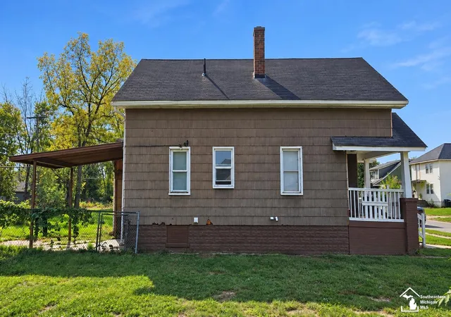 Photo 3 of Single family home for sale at 9354 Burnette St, Detroit, MI 48204 | MLS# 57050224580 | Listing updated on 2026-10-12