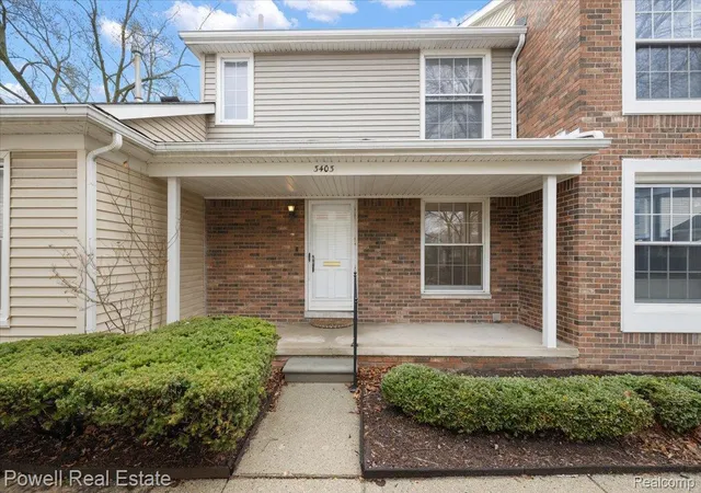 Photo 1 of Condo for sale at 3403 Crooks Rd, Royal Oak, MI 48073 | MLS# 20261082429 | Listing updated on 2026-10-13