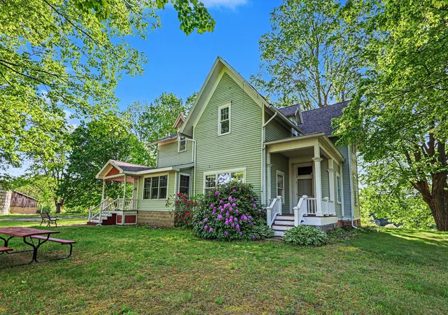 Photo 1 of Single family home for sale at 867 68th Street, South Haven, MI 49090 | MLS# 64026054238 | Listing updated on 2026-10-17