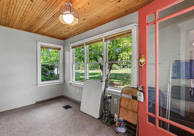 Photo 2 of Single family home for sale at 867 68th Street, South Haven, MI 49090 | MLS# 64026054238 | Listing updated on 2026-10-17