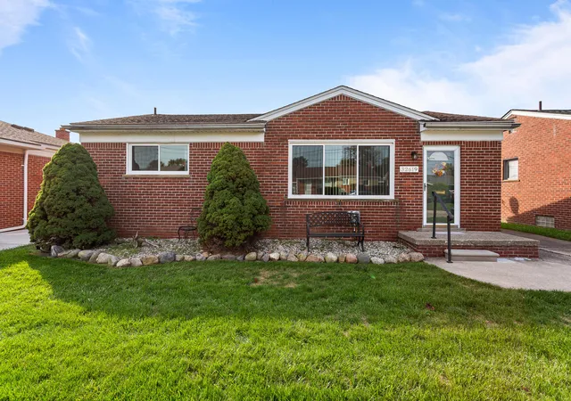 Photo 1 of Single family home for sale at 32619 Anita Dr, Westland, MI 48185 | MLS# 81026054249 | Listing updated on 2026-10-12